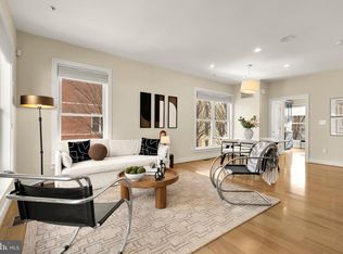 907 3rd Pl SE, Washington, DC 20003