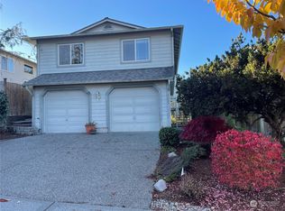 7237 17th Ave SW, Seattle, WA 98106