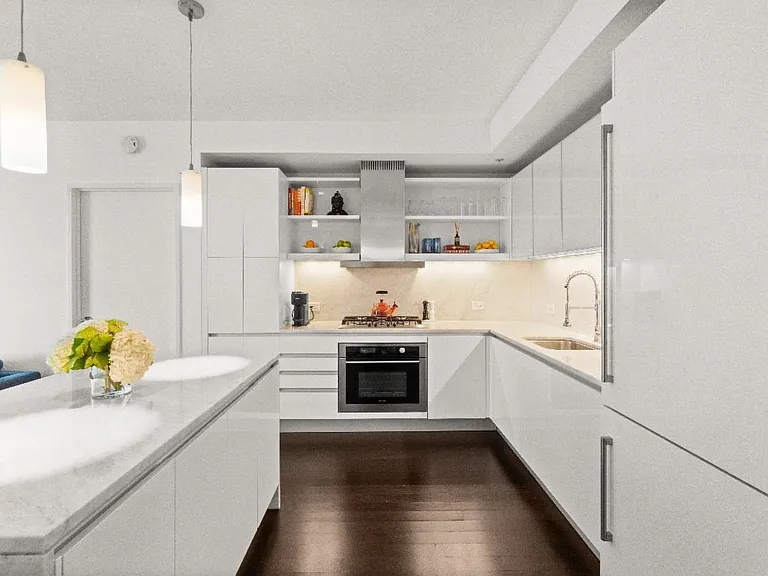 77 Hudson St #3711 — Photo 3