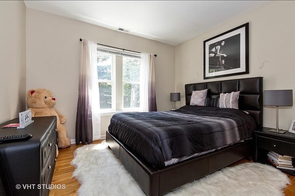 1ST BEDROOM FITS QUEEN BED PLUS OTHER FURNITURE