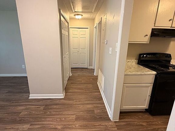 4th image of 221 Garnet Ridge Dr #Dri
