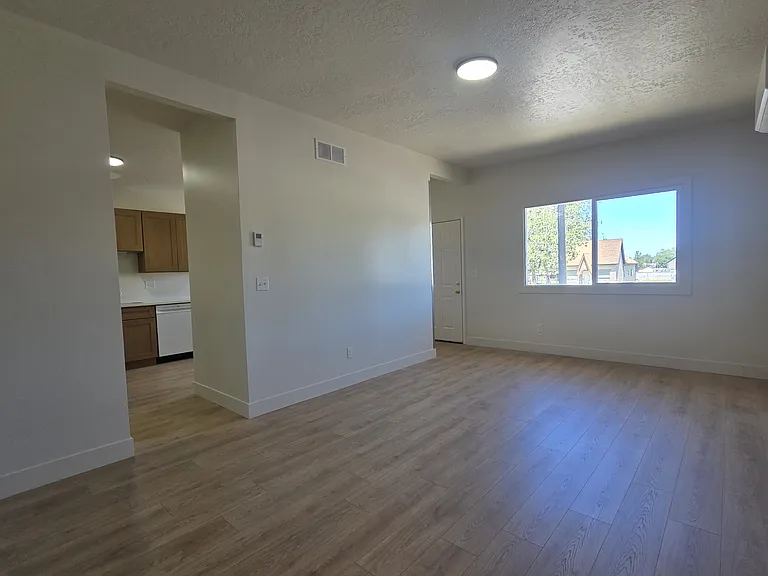 1017 W 2300 N #2 — Photo 2