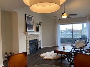 18711 Vineyard Point Ln, Cornelius, NC 28031
