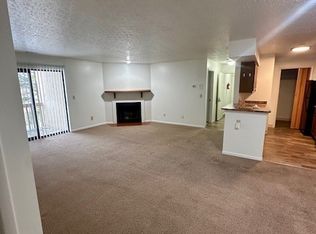 2253 Hedgerow Rd UNIT F, Columbus, OH 43220