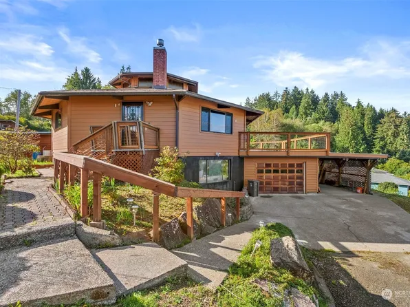 612 Second Street E, South Bend, WA 98586