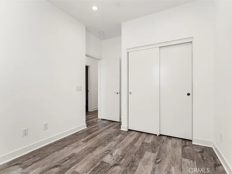 1415 W Cara Dr — Photo 32