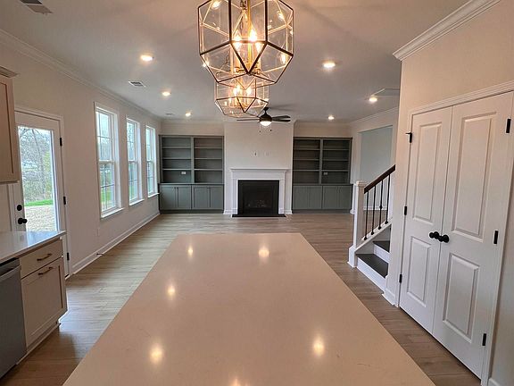 7th image of this home