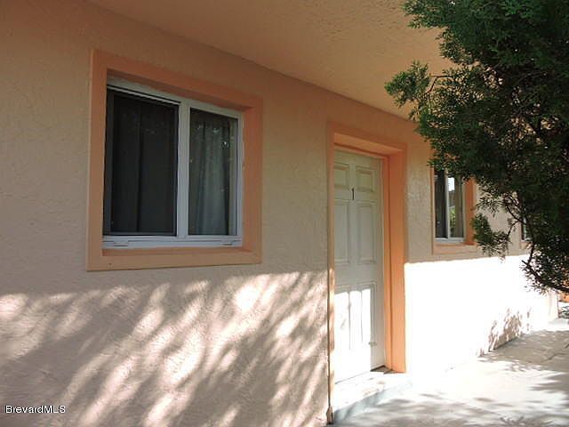 1st image of 211 Circle Dr APT 1