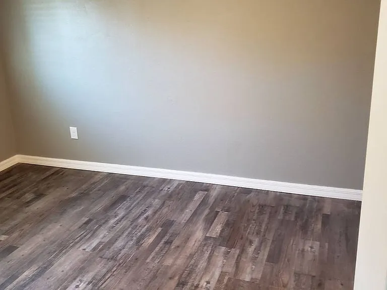 407 Viola Ave — Photo 12