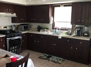 385 Clove Rd, Staten Island, NY 10310