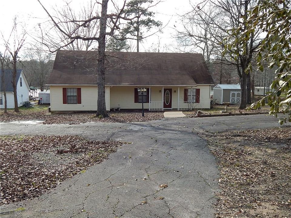 1st image of 530 Parkside Dr