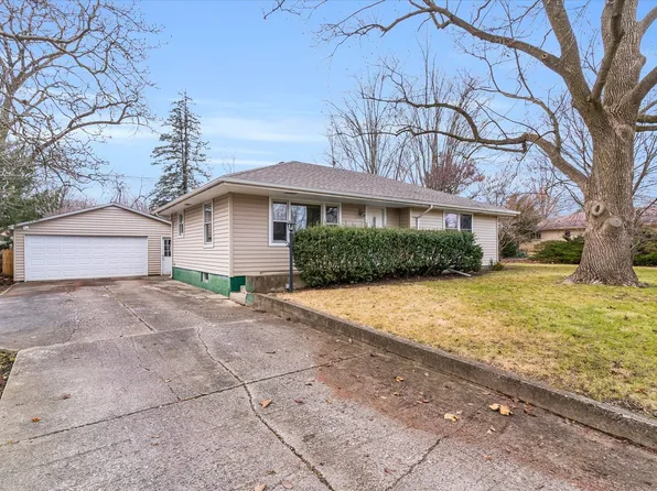 1315 Alms Ave, Champaign, IL 61820