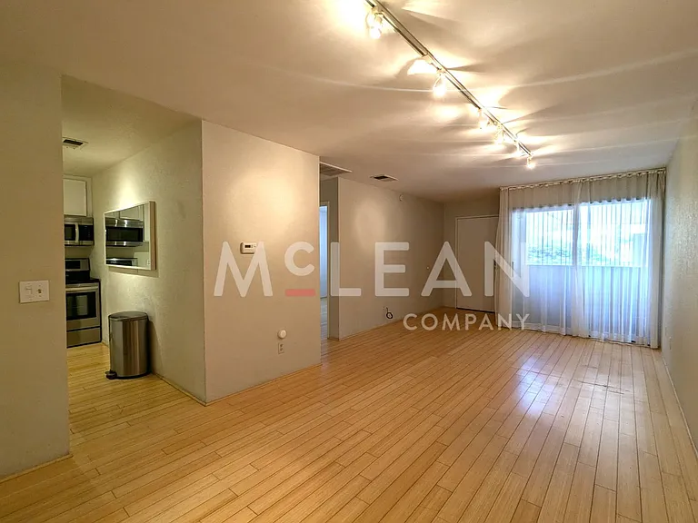 2825 N Los Felices Rd #208 — Photo 2
