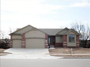 141 E Kodiak St, Kechi, KS 67067