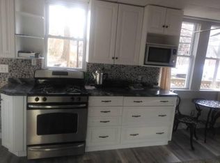 5314 Wildwood Dr, Howell, MI 48843