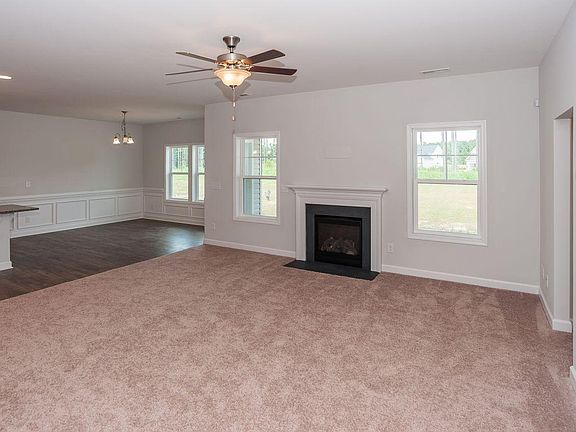 006 Family Room Compressed