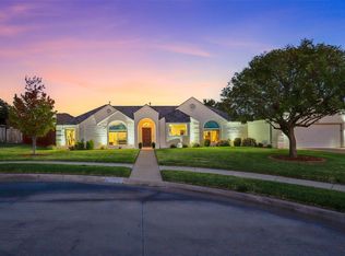 7505 Ranch Ct, Benbrook, TX 76126