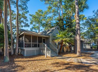 898 Fairway Dr, Edisto Island, SC 29438