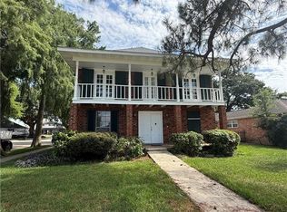 51 Granada Dr, Kenner, LA 70065