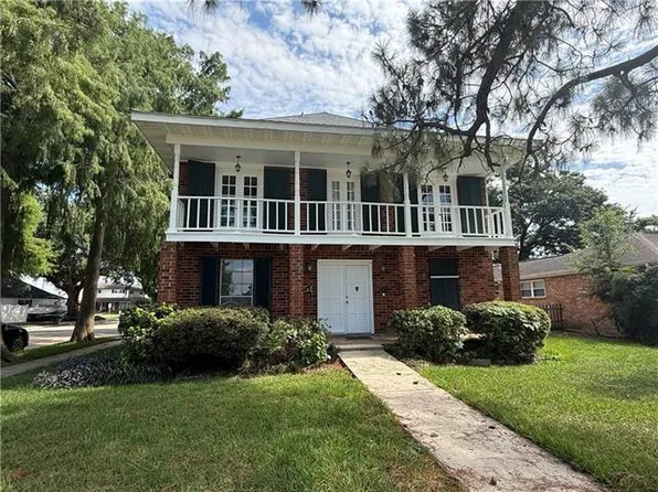 51 Granada Dr, Kenner, LA 70065