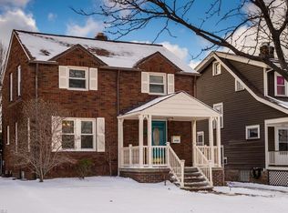 2182 Elbur Ave, Lakewood, OH