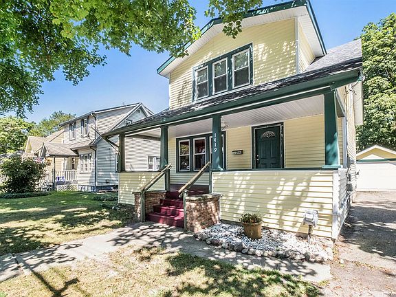 2nd image of 1419 E Alcott St