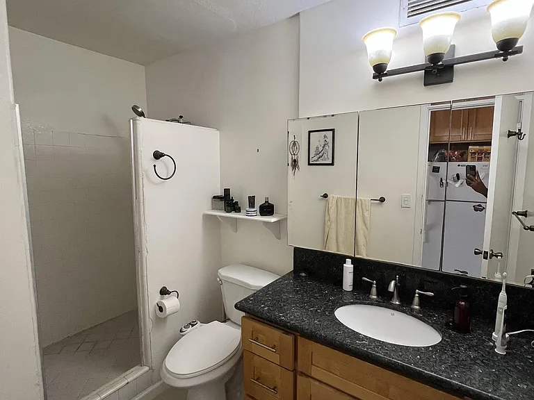 425 Ena Rd #6B — Photo 5