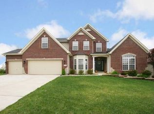 322 Magnolia Valley Dr, O'Fallon, MO 63366