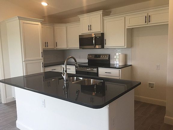 White cabinet kitchen