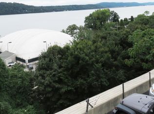 19 Maple Ave APT 1B, Hastings On Hudson, NY 10706