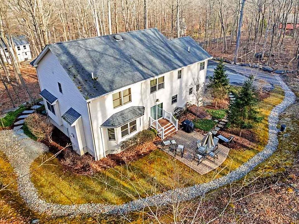 619 Washington Xing, East Stroudsburg, PA 18301 | Zillow