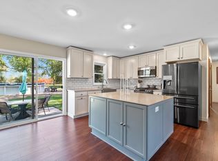 4056 Ernst Dr, Hartford, WI 53027