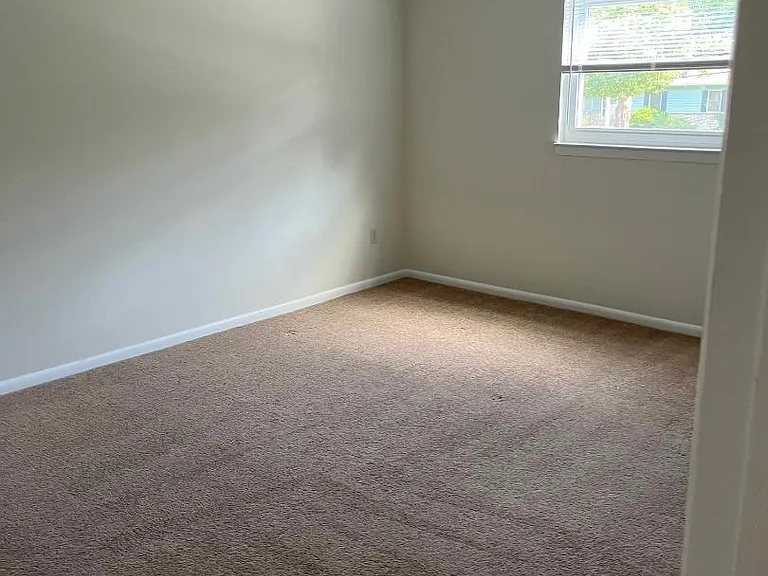 2824 W Moreland Rd #2 — Photo 4
