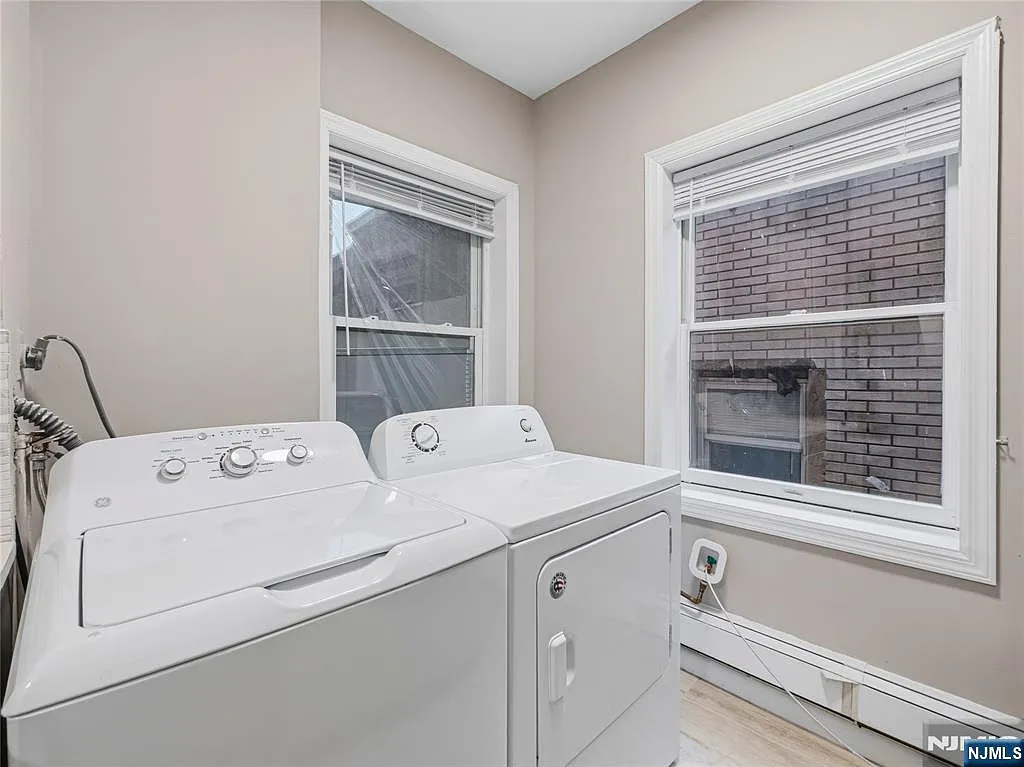 1-2 Hilliard Avenue, Edgewater, NJ 07020 — Photo 4