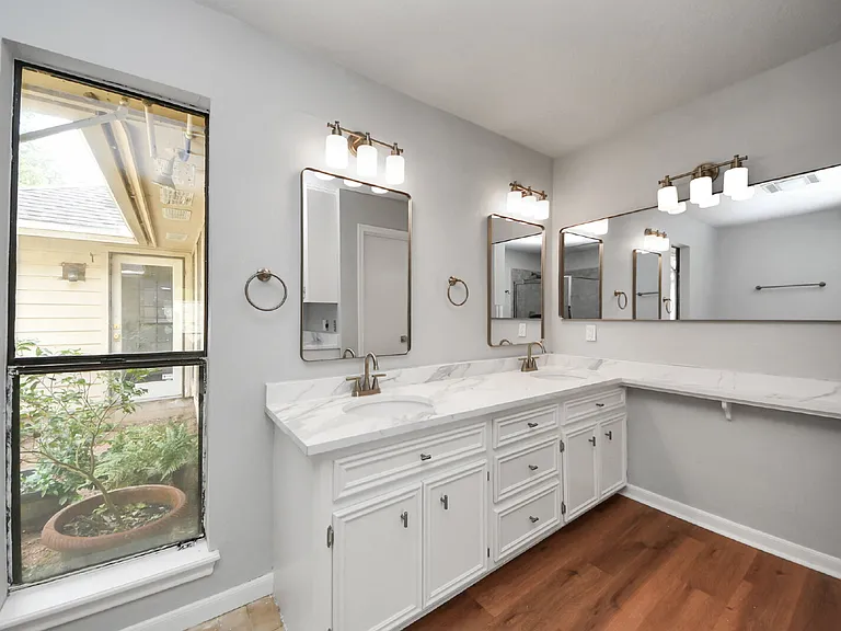 1023 Oyster Bay Dr — Photo 27