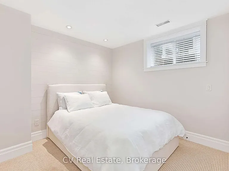 141 Snowbridge Way — Photo 35