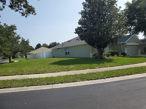 3rd image of 5521 NE 43rd Rd