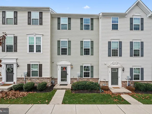 50 Jefferson Dr, Spring City, PA 19475
