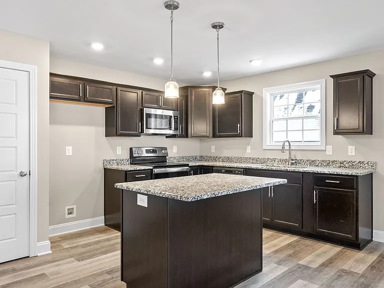 Cardinal Creek Dr — Photo 5