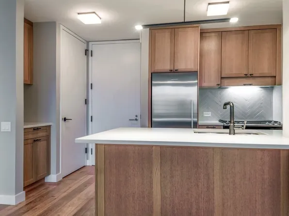 560 West 43rd Street image 1 of 16