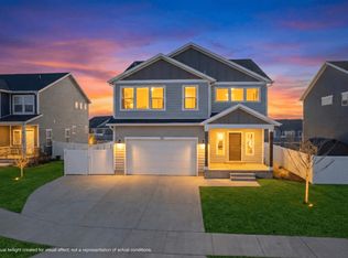 732 E Stonebriar Dr, Eagle Mountain, UT 84005