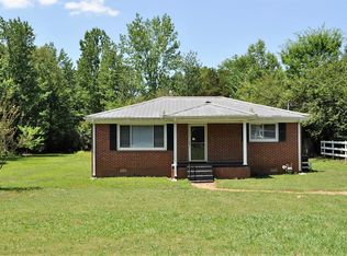 617 Old Huntsville Rd, Fayetteville, TN 37334