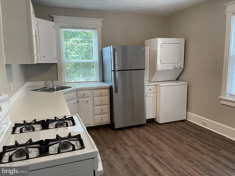 513 Jessamine Ave #2 — Photo 7