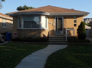 7417 W Strong St, Harwood Heights, IL 60706