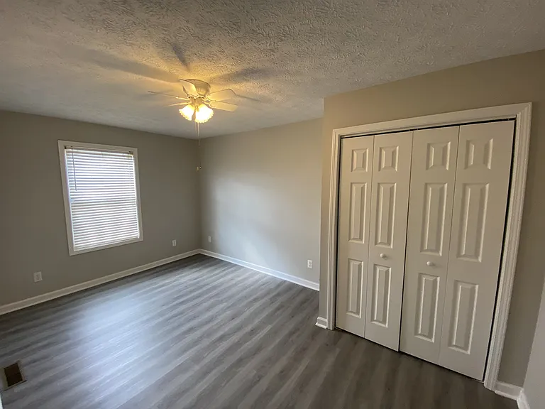 2289 Clarksville Rd — Photo 7
