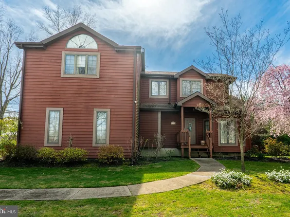 2398 Sanford Dr, Vineland, NJ 08361