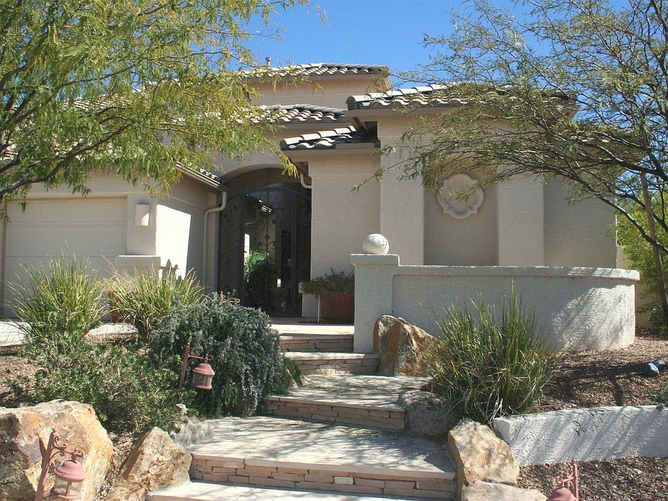 1st Class SaddleBrooke Home