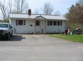 11 Mayo St, Dover Foxcroft, ME 04426