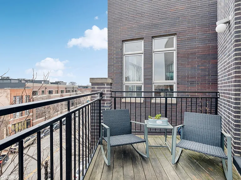2629 W Chicago Ave #4 — Photo 13