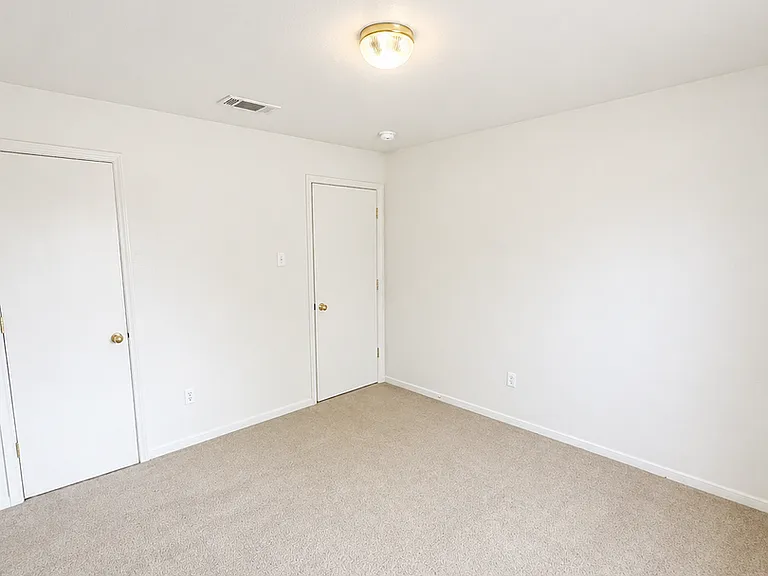 4203 Primrose Dr #C — Photo 15